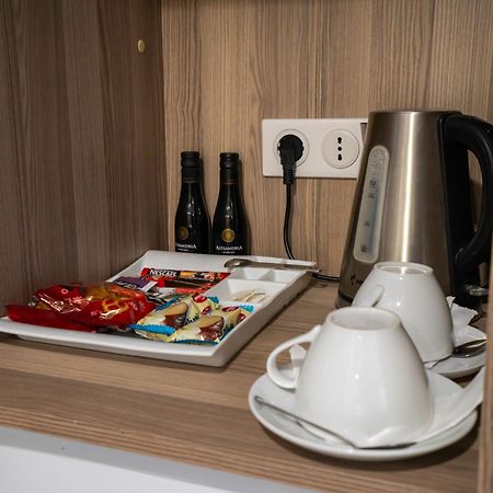 Central Hotel, Fitness And Spa Vinica 外观 照片