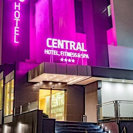 Central Hotel, Fitness And Spa Vinica 外观 照片
