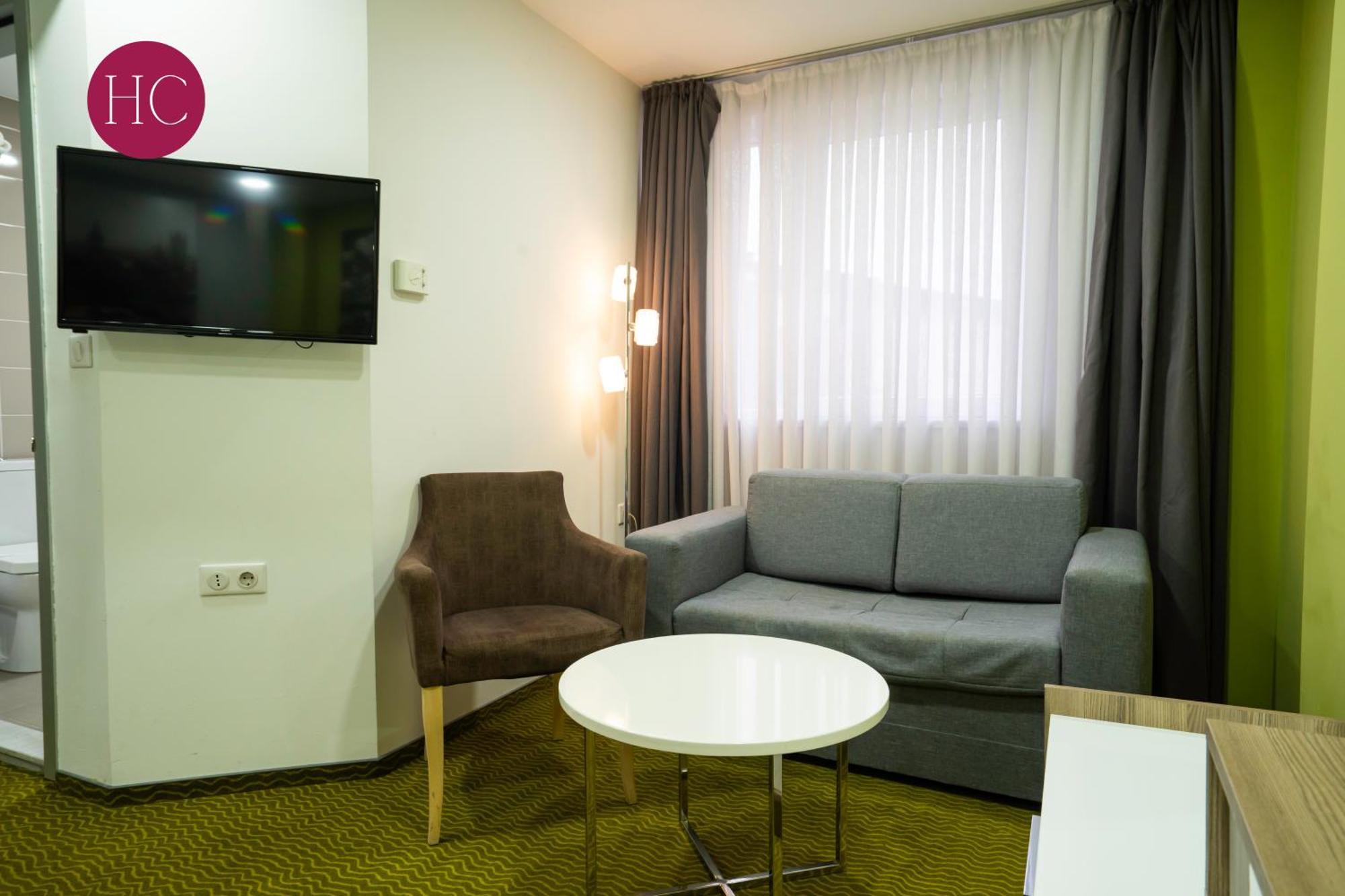 Central Hotel, Fitness And Spa Vinica 外观 照片