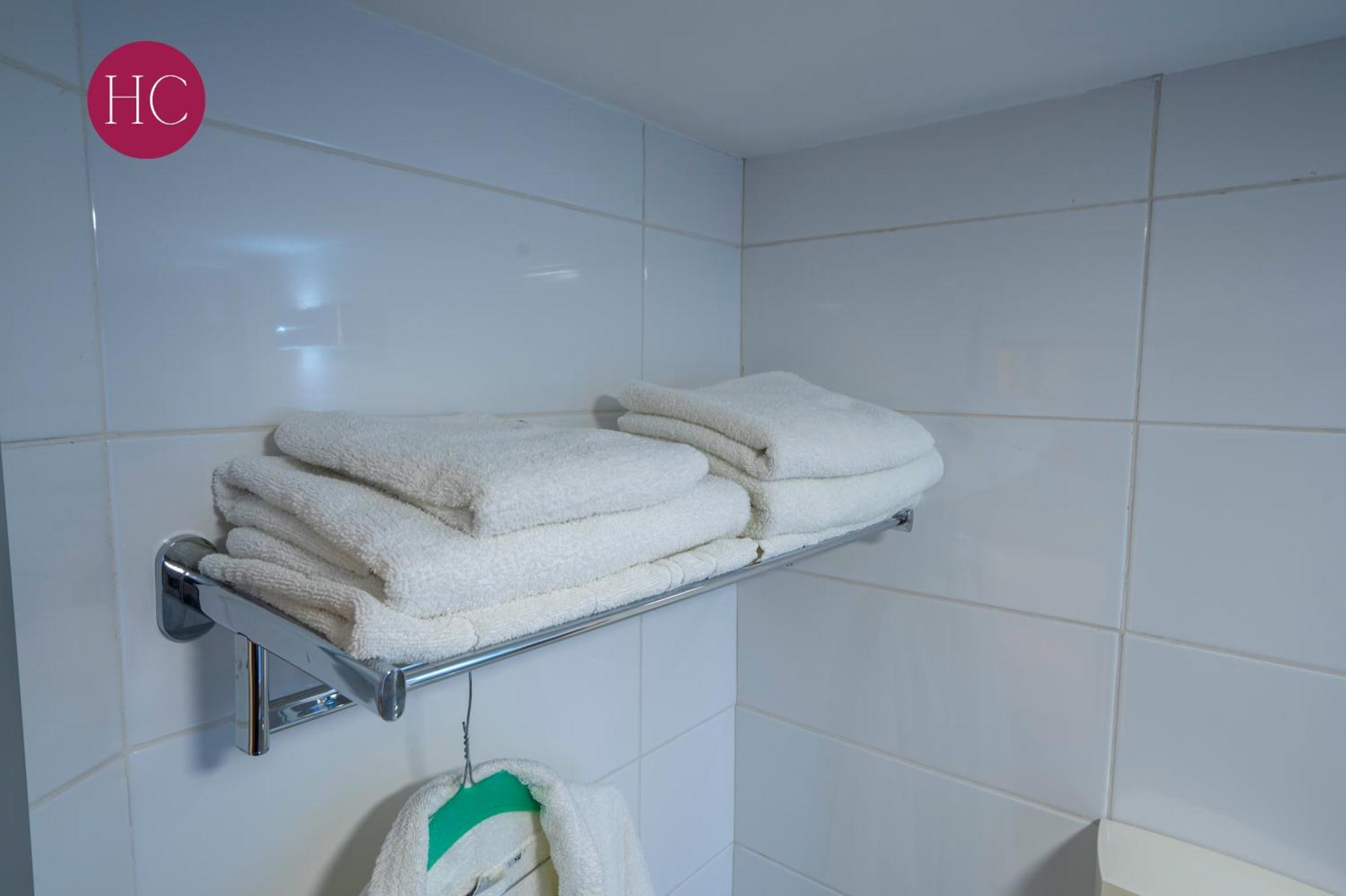 Central Hotel, Fitness And Spa Vinica 外观 照片