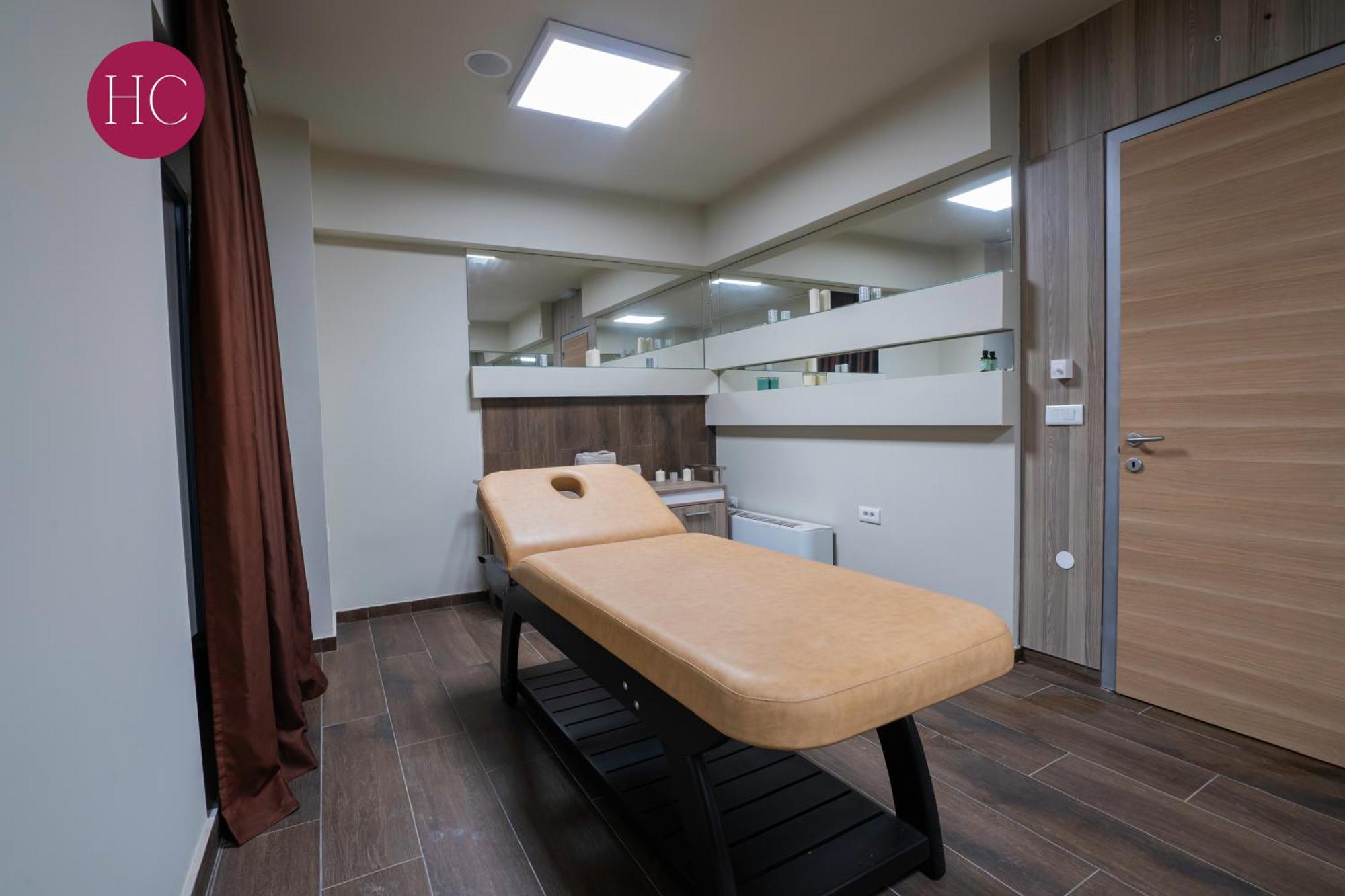Central Hotel, Fitness And Spa Vinica 外观 照片