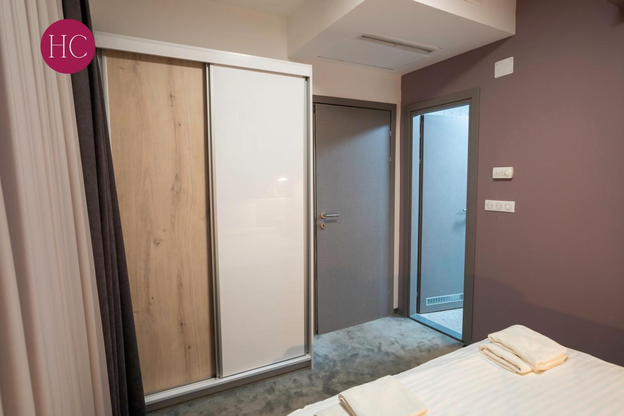 Central Hotel, Fitness And Spa Vinica 外观 照片